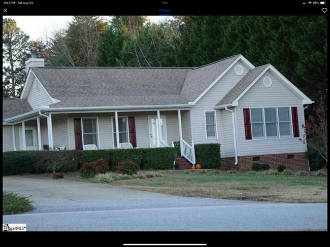 Building Photo - 395 Beechwood Dr