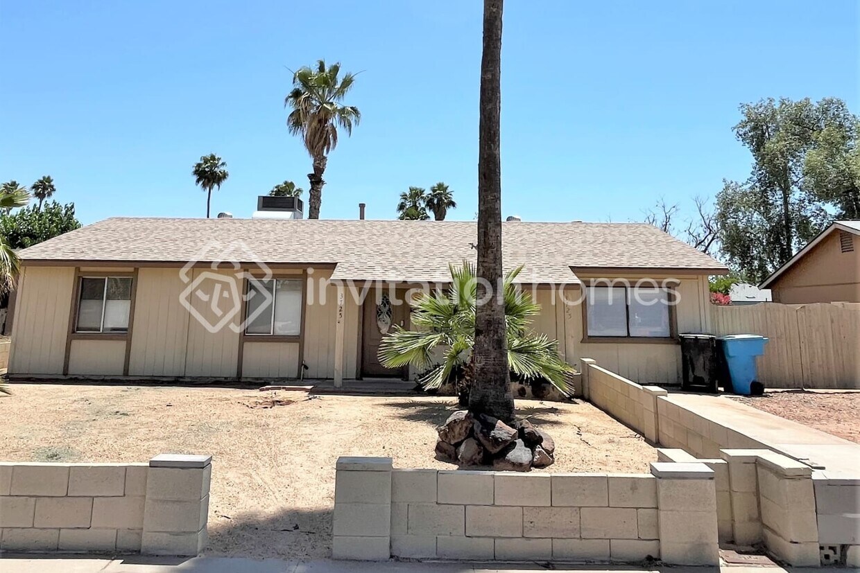 Primary Photo - 3725 E Emile Zola Ave