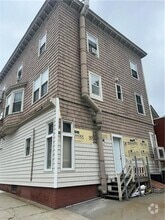 Building Photo - 397 Wickenden St
