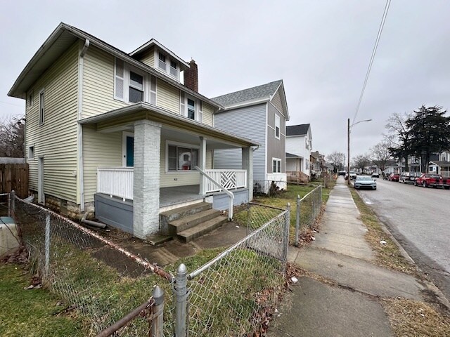 Building Photo - 897 Bellows Ave