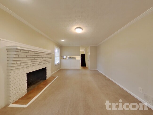 Building Photo - 3842 Wesley Dr