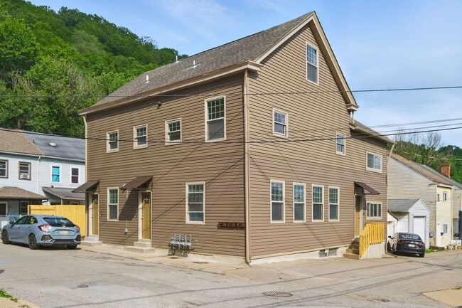 Photo - 1 Higgins St Apartment