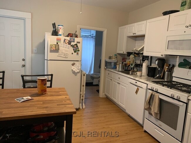 Photo - 107 Chestnut St Apartment