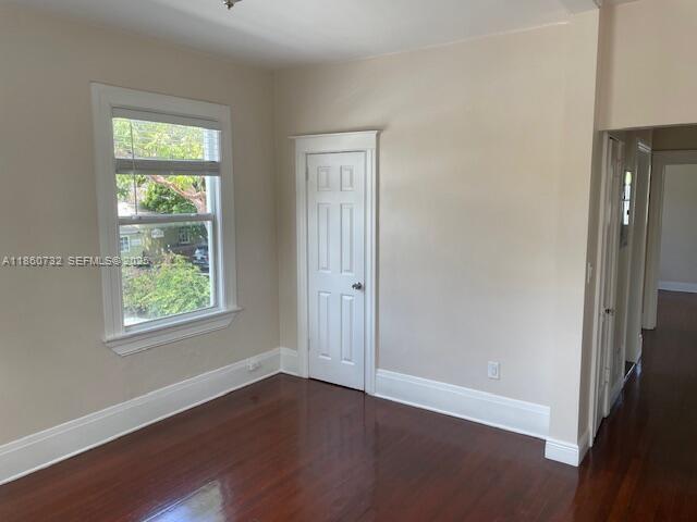 Building Photo - 1309 SE 1st St