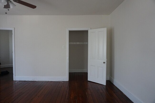 Foto del edificio - 110 S 42nd St