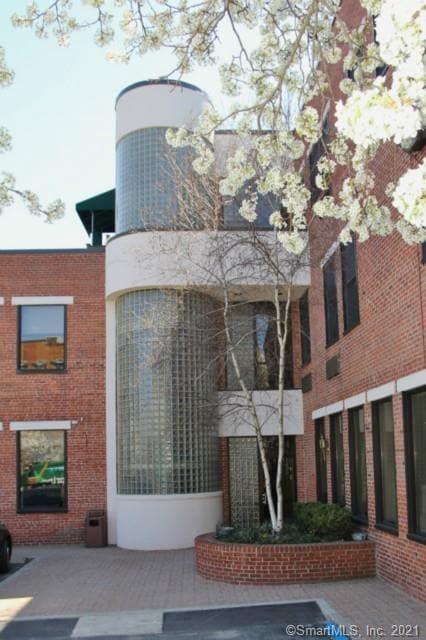 Main Entrance - 32 Haviland St