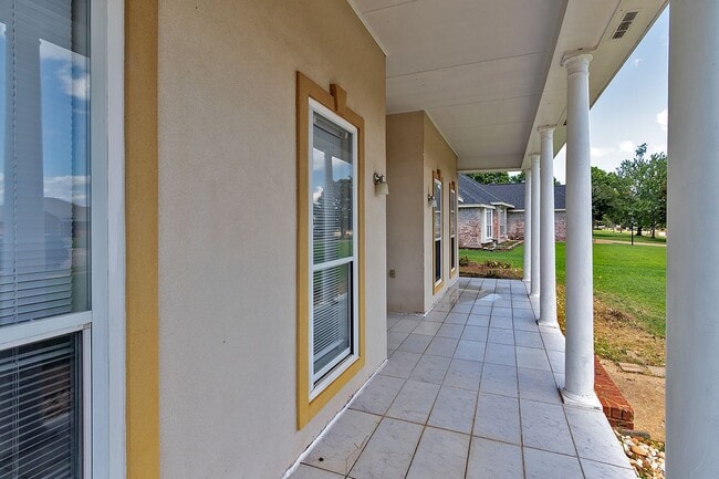 Building Photo - Prattville Rental available now!