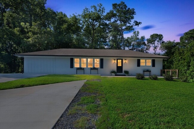 Charming 3BR House in Milton - Charming 3BR House in Milton