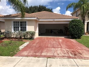 Building Photo - 4122 E Silverado Cir