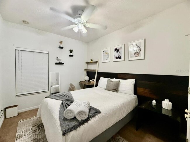 Building Photo - 2477 Caravelle Cir