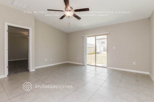 Foto del edificio - 1545 Blue Rose Dr