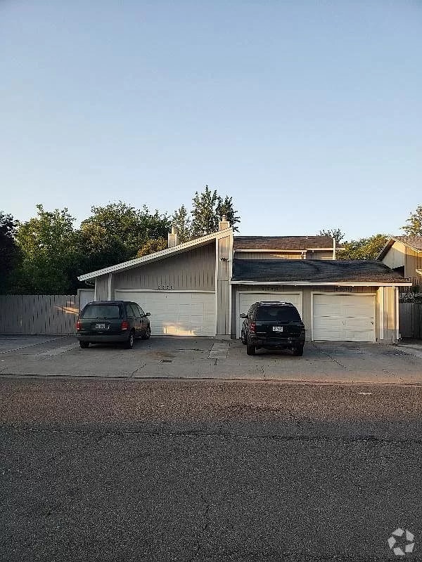 Building Photo - 2540 Antoine Ct