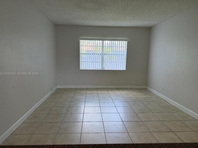 Foto del edificio - 4767 NW 9th Dr