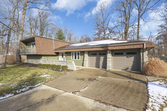 Foto del edificio - 2844 Wildwood Rd