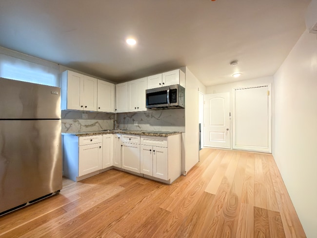 Foto del edificio - 2129 Pine St