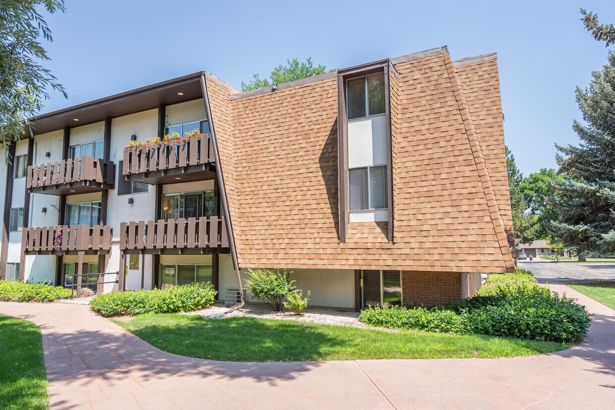 Foto principal - 1315 Kirkwood Dr