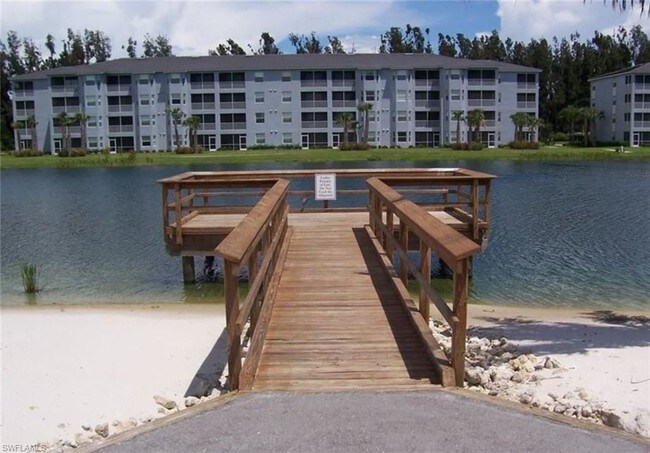 Building Photo - 16655 Lake Cir Dr