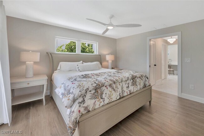 Building Photo - 1925 Tarpon Rd