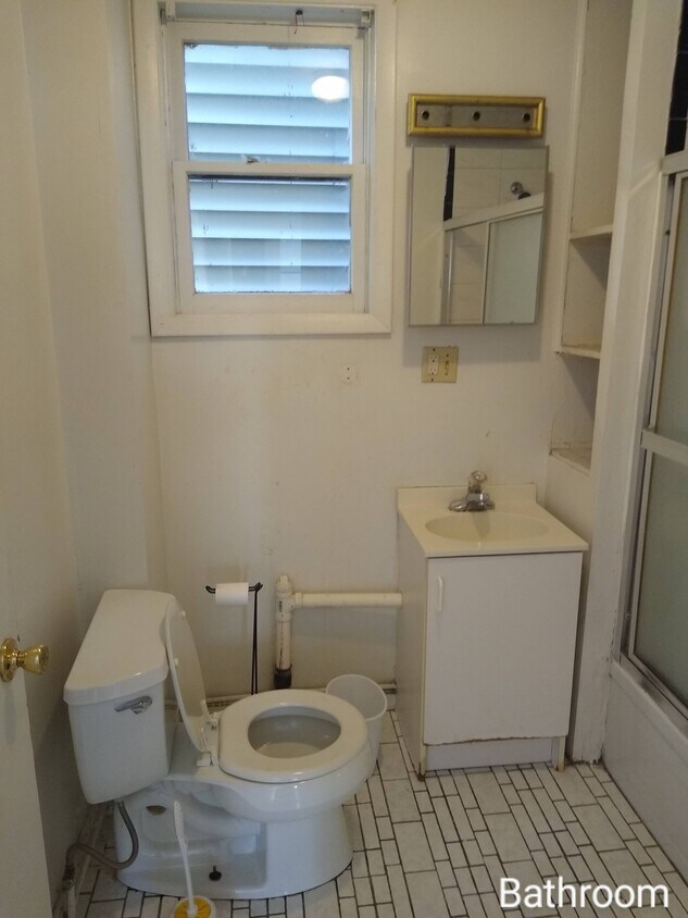 Bathroom - Bradford St