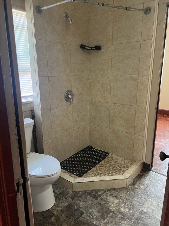 Foto del edificio - 1412 Alpha Ave