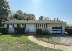 Building Photo - 681 Aldrich Rd