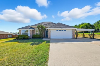 Building Photo - 1303 Cochise Trail