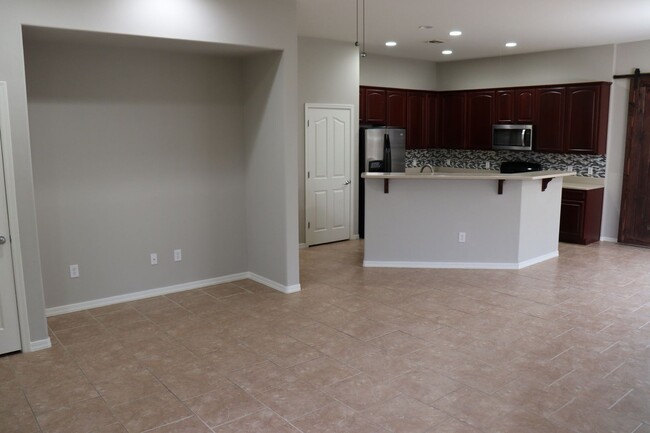 Foto del edificio - Corona de Tucson 3 Bed 2 Bath Single Story...