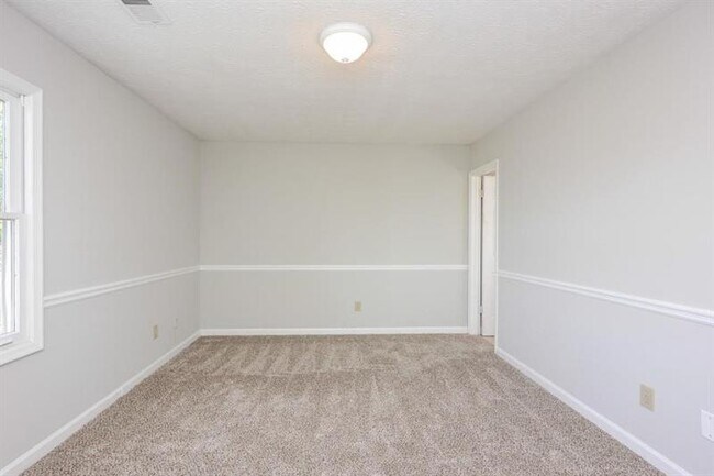 Foto del edificio - 3246 Hampton Ct SE