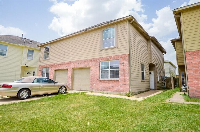 Building Photo - 6406 Waldron Dr