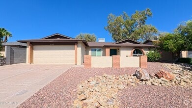 Building Photo - 7317 S Palm Dr