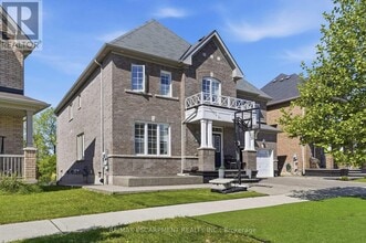 Building Photo - 43 Fleming Cres