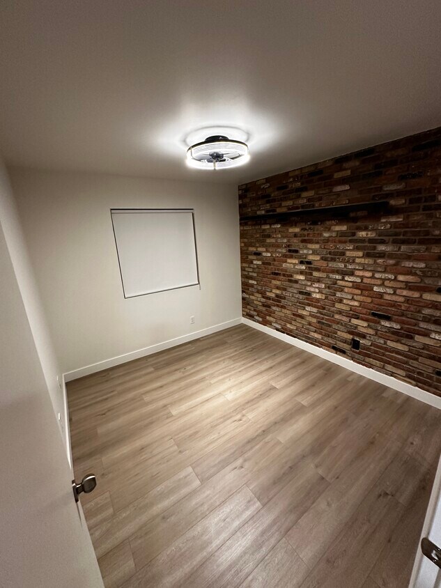 Foto principal - 1145 W Tulane Dr