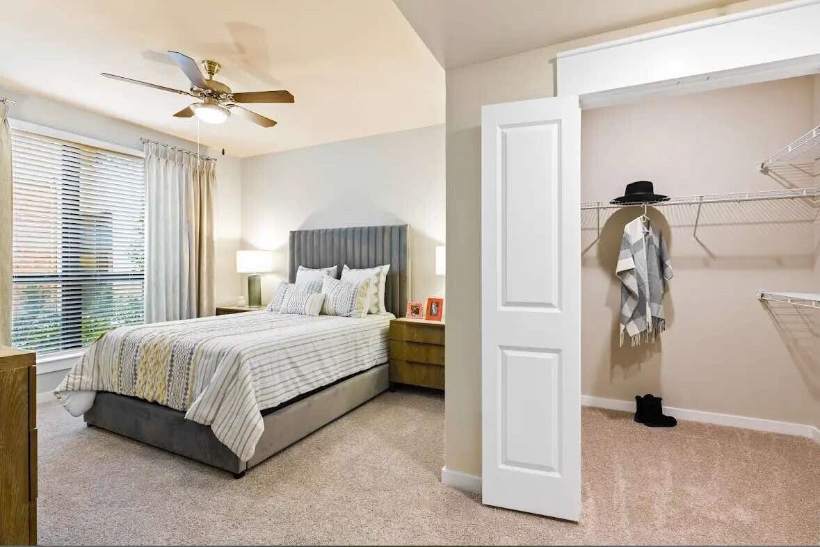 Foto principal - 7204 Town Center Blvd Blvd