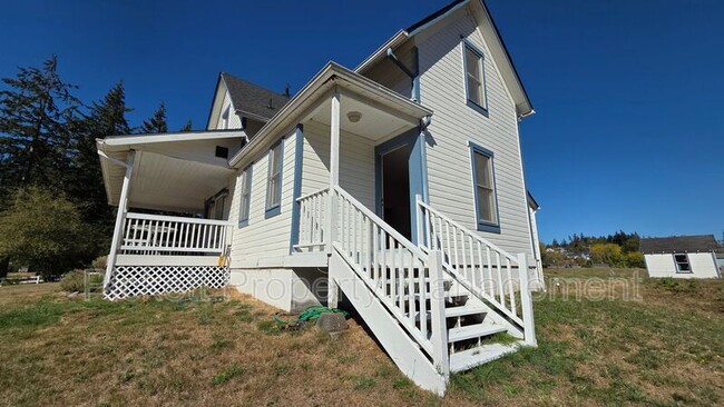 Building Photo - 17840 Noll Rd NE
