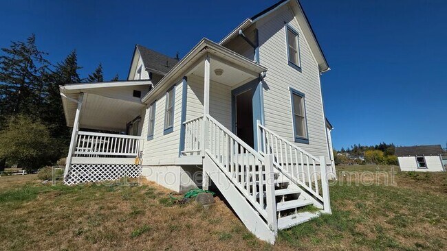 Foto del edificio - 17840 Noll Rd NE