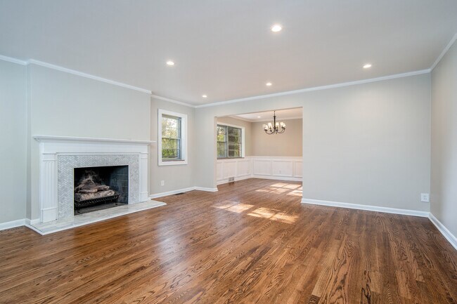 Foto del edificio - 681 Far Hills Ave