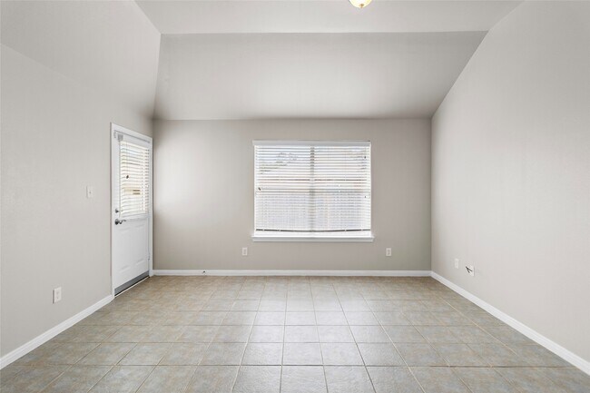 Foto del edificio - 314 Broken Pine Ct