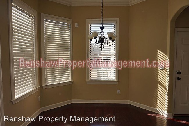 Foto del edificio - 6861 Lagrange Grove Dr