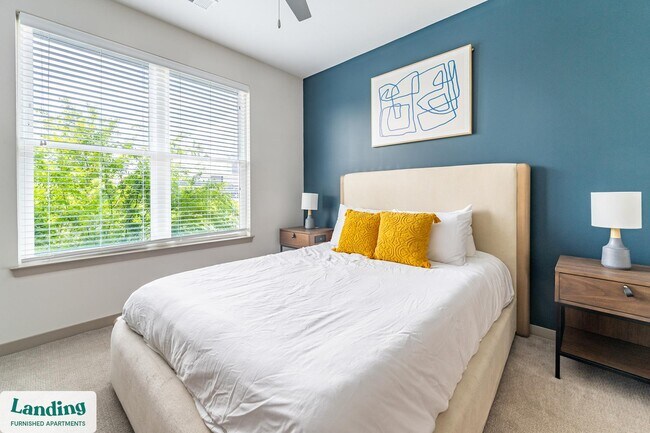 Foto del edificio - 151 E Blount Ave