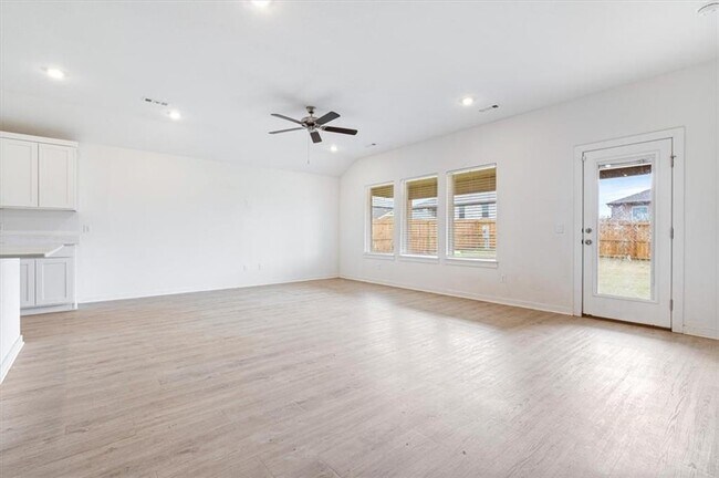 Foto del edificio - 1051 EMERALD St