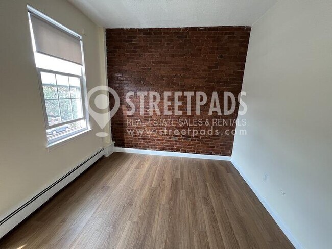 Foto del edificio - bedroom in Boston MA 02130