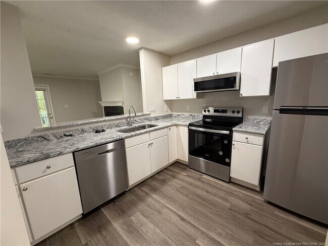 Foto del edificio - 340 Bubble Creek Ct