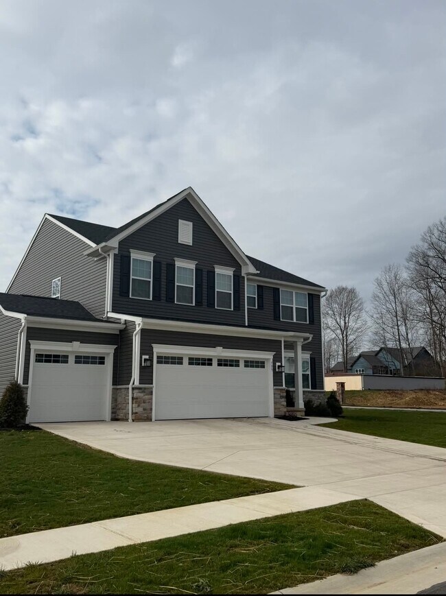 Building Photo - 795 Goodland Cir NW