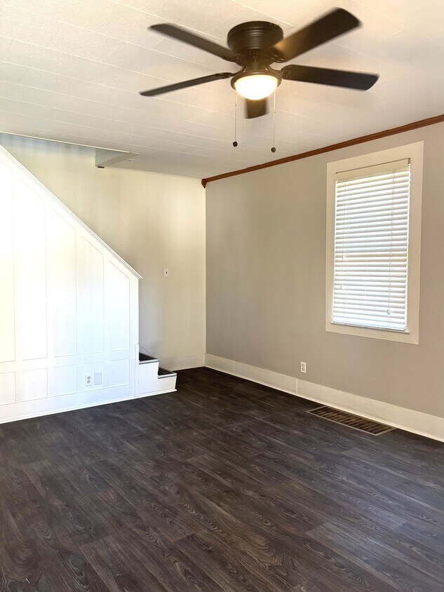 Foto principal - 218 N 3rd St