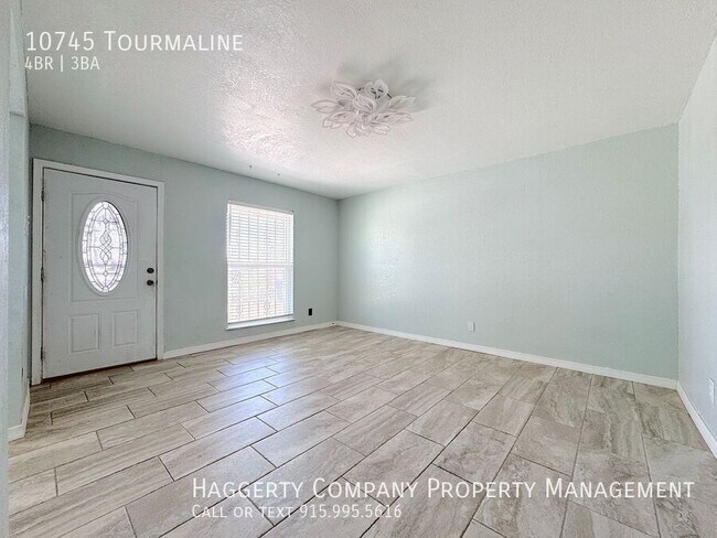 Building Photo - 10745 Tourmaline-