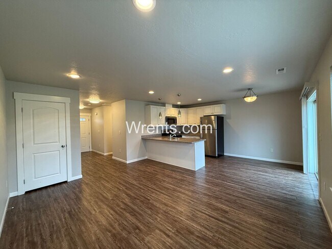 Building Photo - 10317-10319 Maxwell Ln