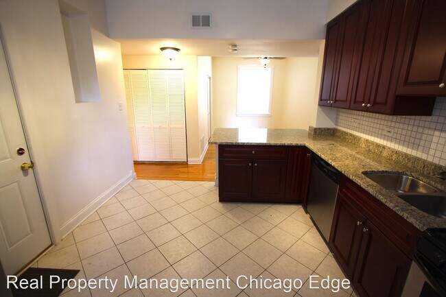 Building Photo - 6107 S Kimbark Ave