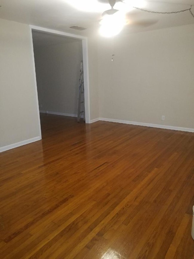Foto del edificio - 6307 Bennett Rd