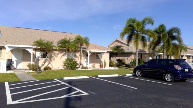 Building Photo - 27600 S View Dr