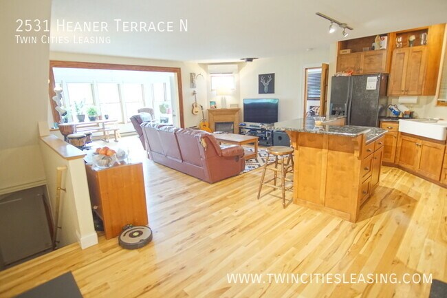 Building Photo - 2531 Heaner Terrace N